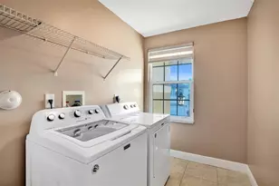 869 NW 127th Ave, Coral Springs, FL 33071 - Photo 30