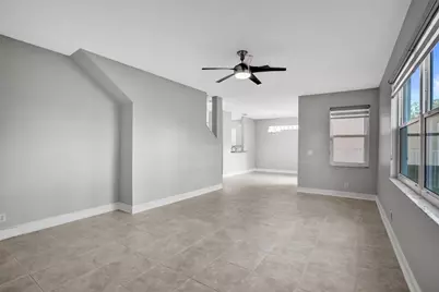 869 NW 127th Avenue, Coral Springs, FL 33071 - Photo 12