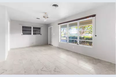 1941 NE 28th Avenue, Pompano Beach, FL 33062 - Photo 6