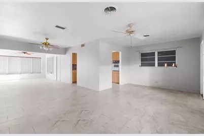 1941 NE 28th Avenue, Pompano Beach, FL 33062 - Photo 8