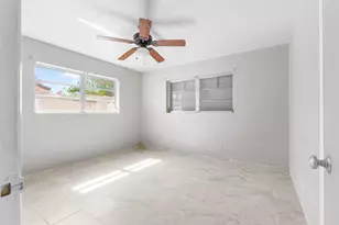 1941 NE 28th Ave, Pompano Beach, FL 33062 - Photo 16