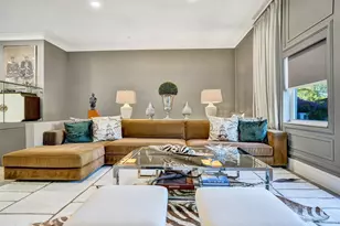 2706 NE 8th Ave, Wilton Manors, FL 33334 - Photo 8