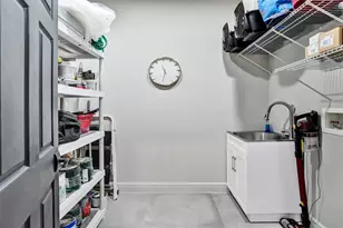 2706 NE 8th Ave, Wilton Manors, FL 33334 - Photo 60