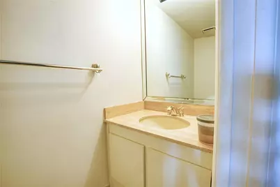 520 N Ocean Boulevard #13, Pompano Beach, FL 33062 - Photo 8