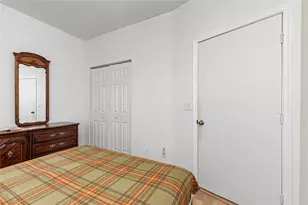 857 NW 133rd Ave, Pembroke Pines, FL 33028 - Photo 16