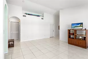 857 NW 133rd Ave, Pembroke Pines, FL 33028 - Photo 28