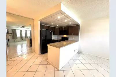 111 Oakridge I #111, Deerfield Beach, FL 33442 - Photo 2