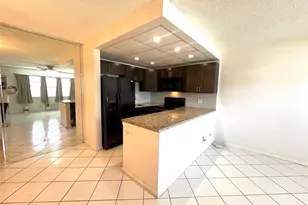 111 Oakridge I, Deerfield Beach, FL 33442 - Photo 2