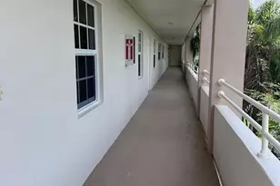 3850 Oaks Clubhouse Dr, Pompano Beach, FL 33069 - Photo 14