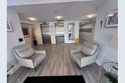 3850 Oaks Clubhouse Drive #403, Pompano Beach, FL 33069 - Photo 8