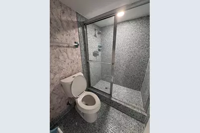 3850 Oaks Clubhouse Drive #403, Pompano Beach, FL 33069 - Photo 6