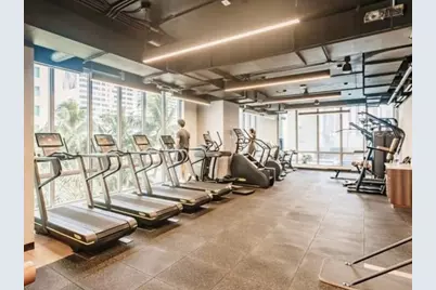 227 NE 2 Nd #2801, Miami, FL 33132 - Photo 16