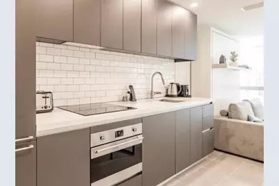 227 NE 2 Nd #2801, Miami, FL 33132 - Photo 6