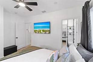 719 NE 36th St, Oakland Park, FL 33334 - Photo 42