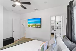 719 NE 36th St, Oakland Park, FL 33334 - Photo 24