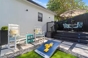 719 NE 36th St, Oakland Park, FL 33334 - Photo 38