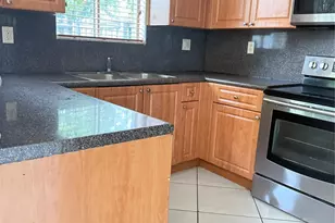 1433 SE 24th Ct, Homestead, FL 33035 - Photo 4