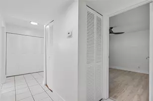 8205 NW 61st St, Tamarac, FL 33321 - Photo 10