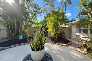 924 NE 17th Terrace, Fort Lauderdale, FL 33304 - Photo 2