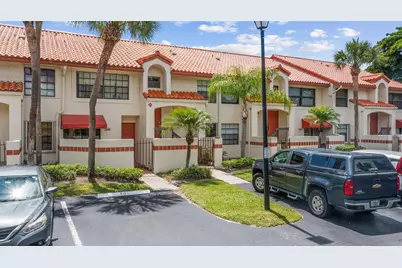 405 Liberty Court #405, Deerfield Beach, FL 33442 - Photo 6