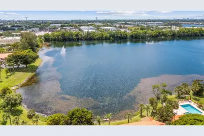 405 Liberty Court #405, Deerfield Beach, FL 33442 - Photo 34