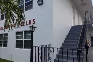 1826 Johnson St, Hollywood, FL 33020 - Photo 2