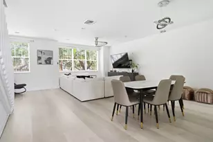 750 Millbrae Ct, West Palm Beach, FL 33401 - Photo 2