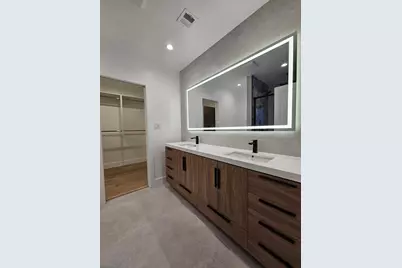 8801 N Miami Avenue, Miami, FL 33150 - Photo 22