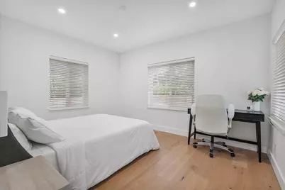8801 N Miami Avenue, El Portal, FL 33150 - Photo 28