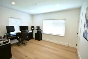 8801 N Miami Ave, El Portal, FL 33150 - Photo 18