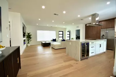 8801 N Miami Avenue, El Portal, FL 33150 - Photo 4