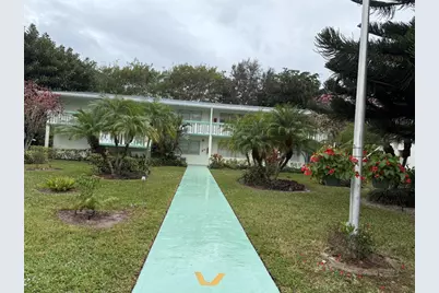 476 Tilford V #476, Deerfield Beach, FL 33440 - Photo 2