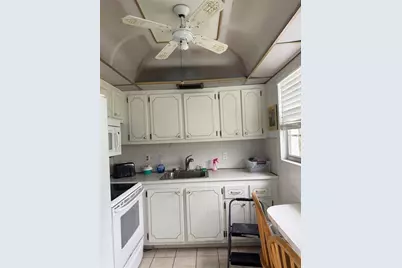 476 Tilford V #476, Deerfield Beach, FL 33440 - Photo 12