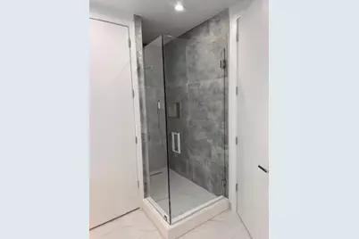 220 Lake Shore Drive #717, West Palm Beach, FL 33403 - Photo 6