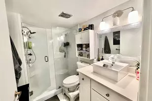 8301 Sands Point Blvd, Tamarac, FL 33321 - Photo 4