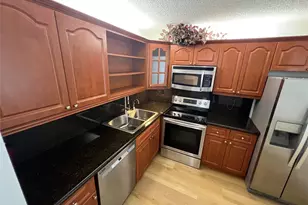 9300 SW 8th St, Boca Raton, FL 33428 - Photo 12