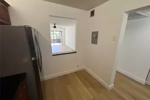 9300 SW 8th St, Boca Raton, FL 33428 - Photo 10