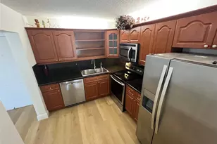 9300 SW 8th St, Boca Raton, FL 33428 - Photo 14