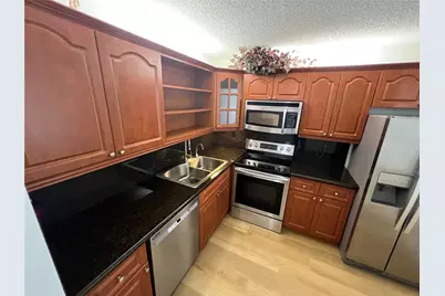 9300 SW 8th Street #422, Boca Raton, FL 33428 - Photo 12