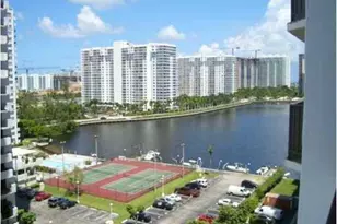 18031 Biscayne Bl, Aventura, FL 33160 - Photo 2