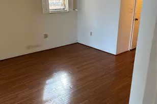 2910 Point Dr, Aventura, FL 33160 - Photo 6