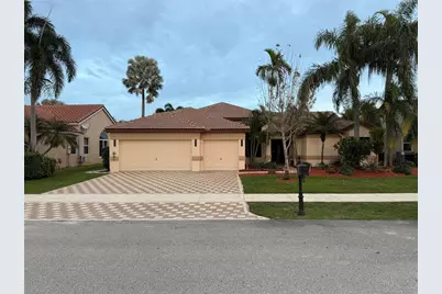 2702 E Orchard Circle, Davie, FL 33328 - Photo 1