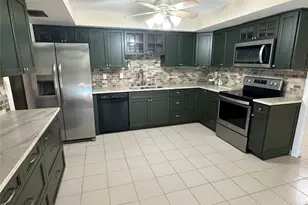 10800 SW 40 Ct, Davie, FL 33328 - Photo 4