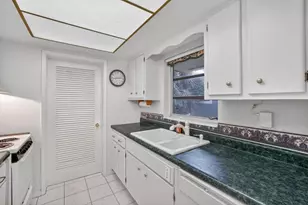 2755 NE 28th Ave, Pompano Beach, FL 33064 - Photo 14