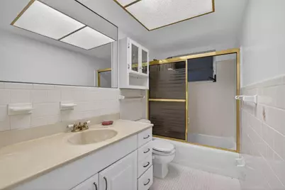 2755 NE 28th Avenue #E2, Lighthouse Point, FL 33064 - Photo 32