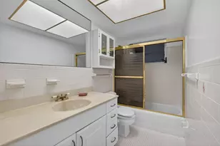 2755 NE 28th Ave, Pompano Beach, FL 33064 - Photo 32