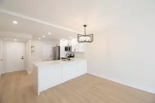 2322 S Cypress Bend Dr, Pompano Beach, FL 33069 - Photo 4