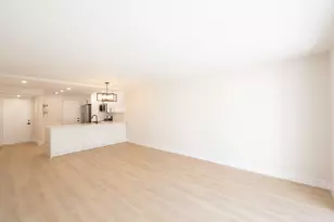 2322 S Cypress Bend Dr, Pompano Beach, FL 33069 - Photo 8