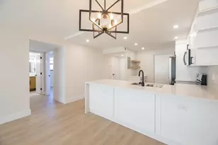 2322 S Cypress Bend Dr, Pompano Beach, FL 33069 - Photo 2