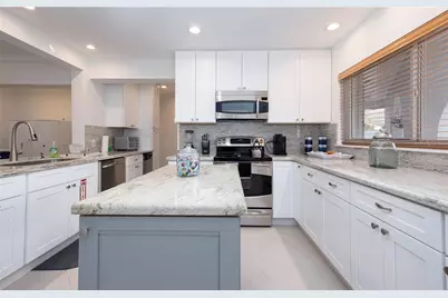 1240 SW 13th Circle, Fort Lauderdale, FL 33315 - Photo 12